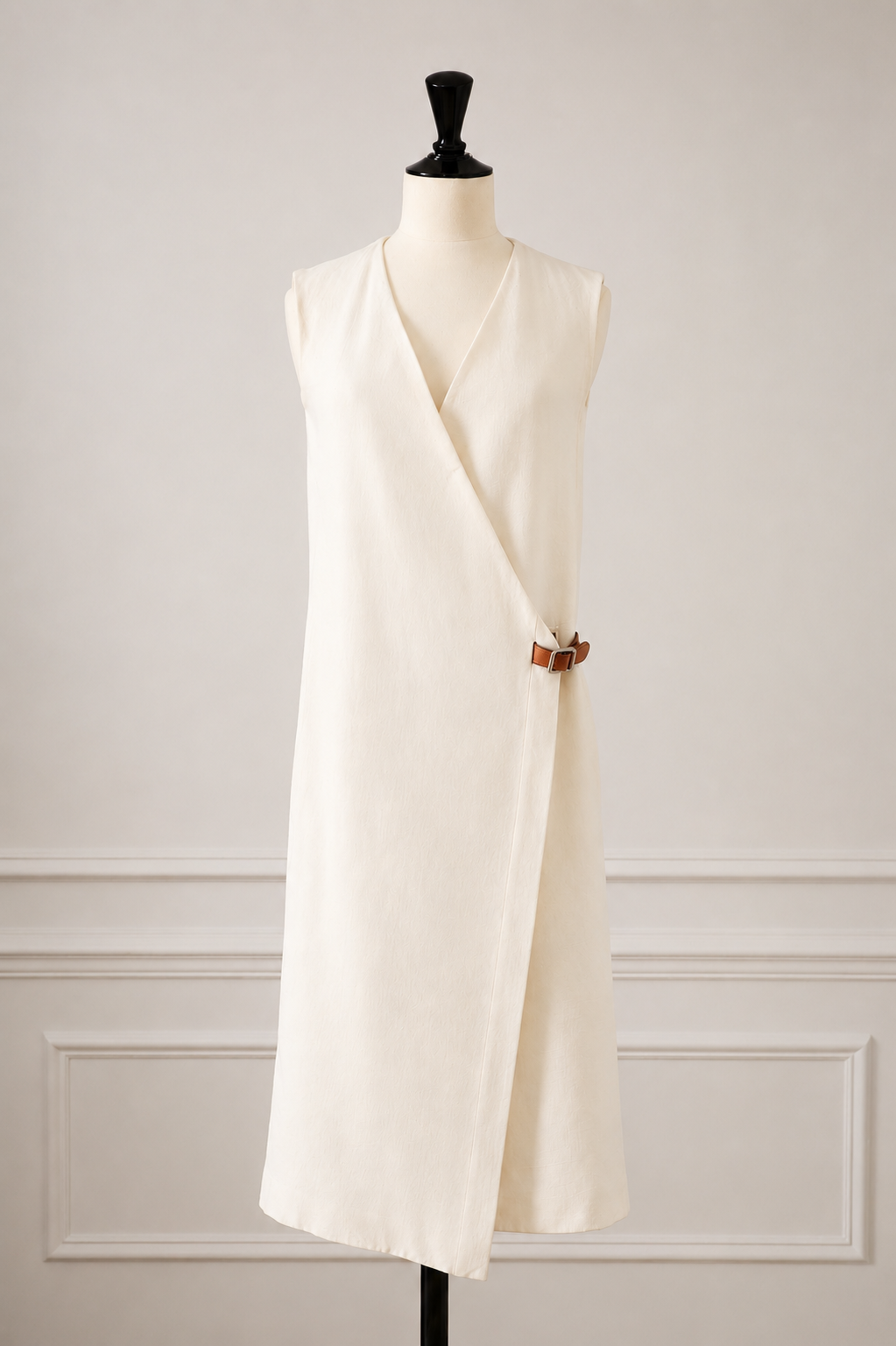 Hermès Vintage 1997-2003 Linen Wrap Dress Size 34 with Leather Tie