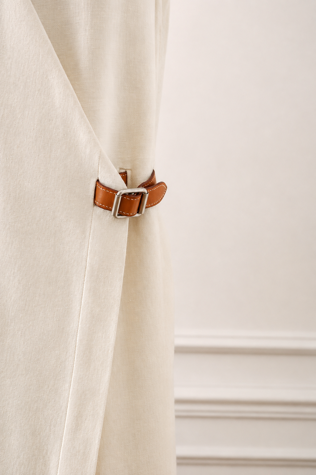 Hermès Vintage 1997-2003 Linen Wrap Dress Size 34 with Leather Tie
