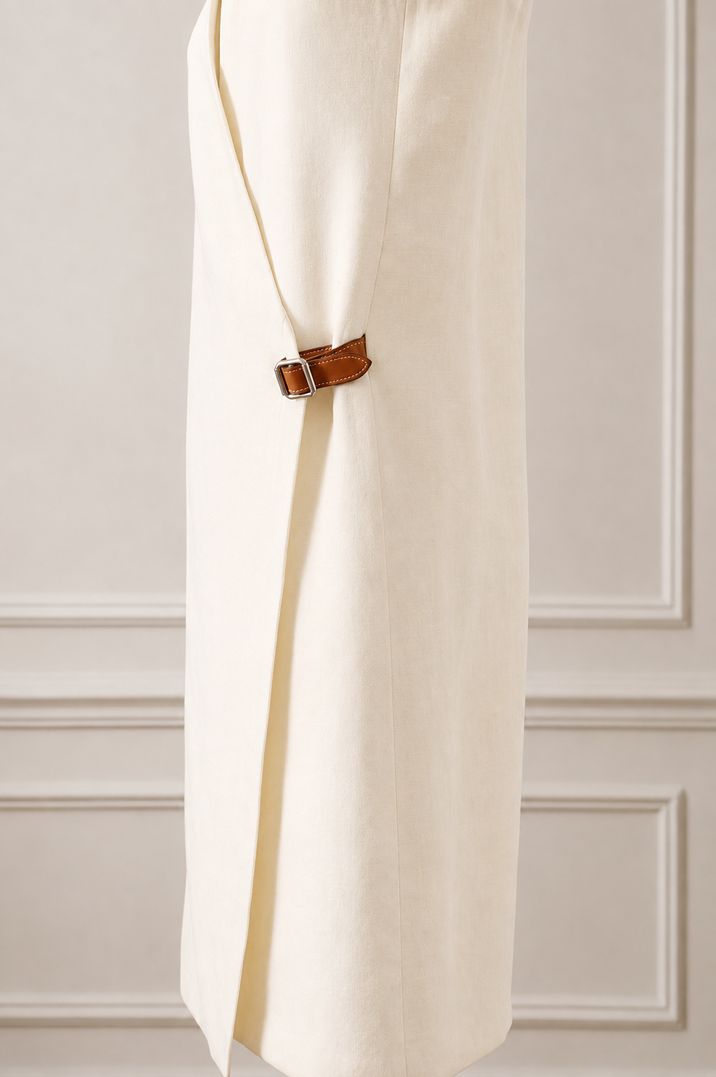 Hermès Vintage 1997-2003 Linen Wrap Dress Size 34 with Leather Tie