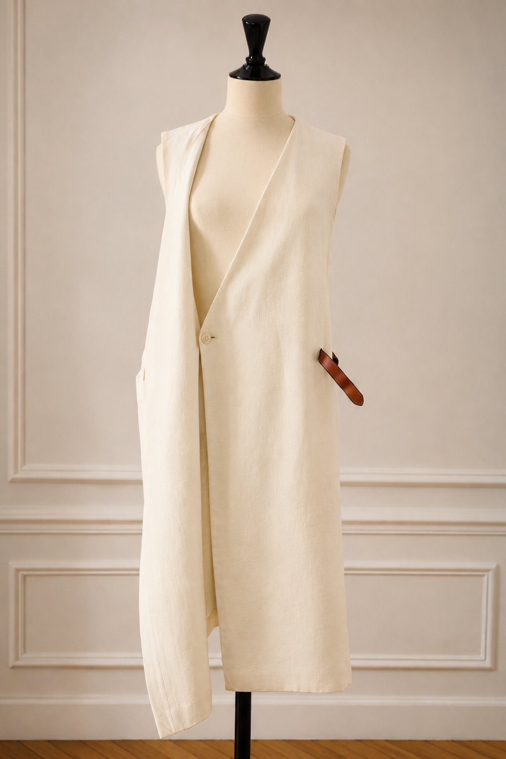 Hermès Vintage 1997-2003 Linen Wrap Dress Size 34 with Leather Tie