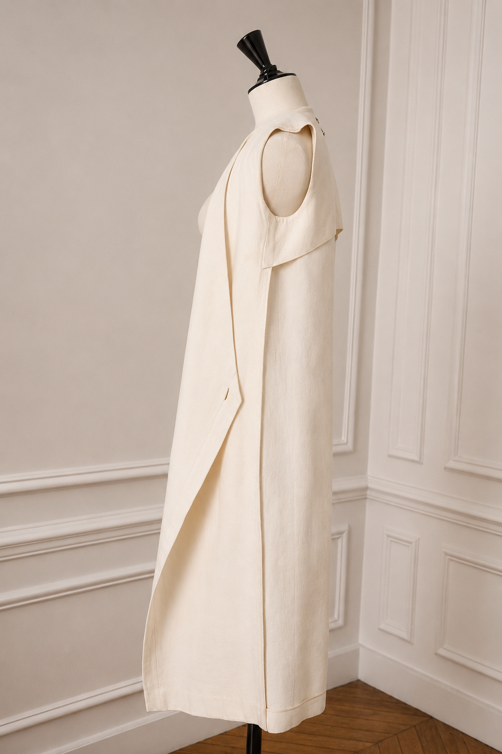 Hermès Vintage 1997-2003 Linen Wrap Dress Size 34 with Leather Tie