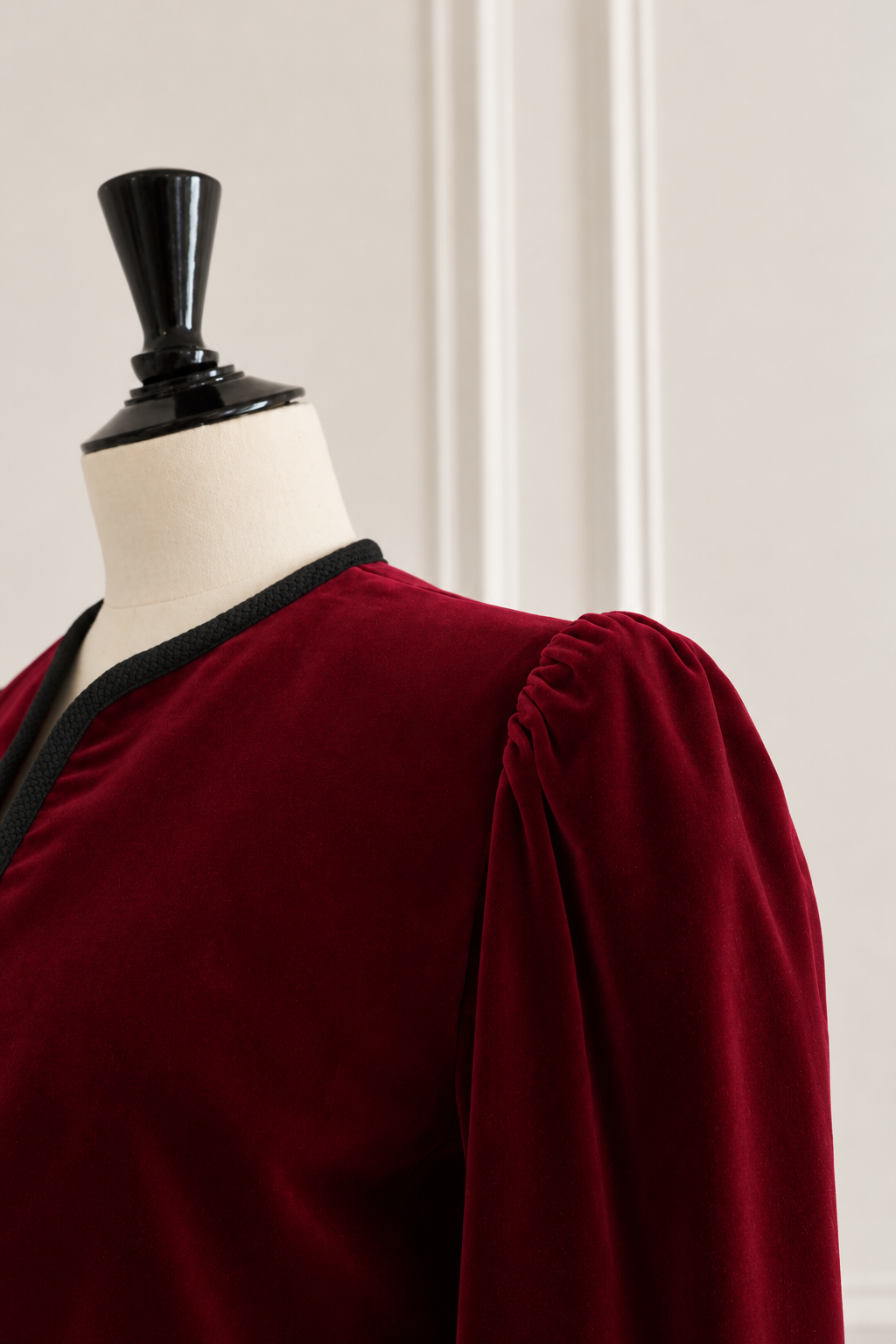 SAINT LAURENT Rive Gauche Paris – Silk Velvet Jacket
